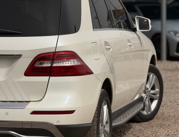 GOOD DEAL NIGERIAN USED  2013 MERCEDES ML350 ABUJA