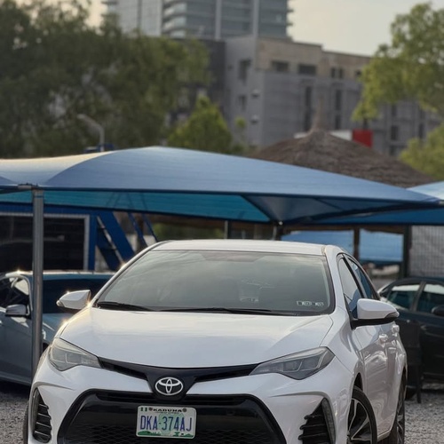 GOOD DEAL (NIGERIAN USED)  2015 TOYOTA COROLLA (S) FOR SALE IN ABUJA