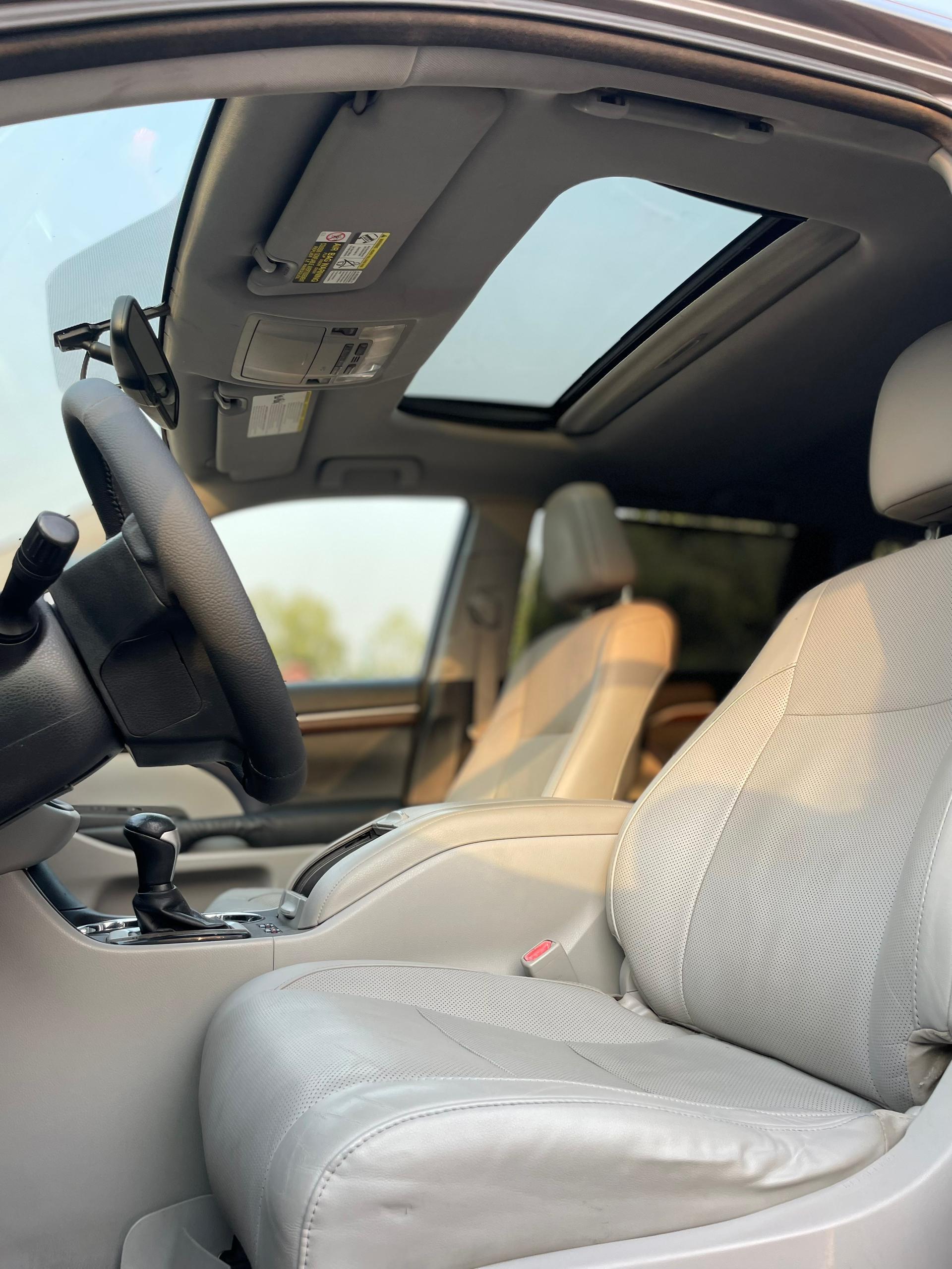 Car Image 4