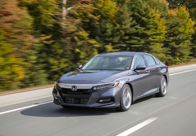 Honda Accord Touring image 3