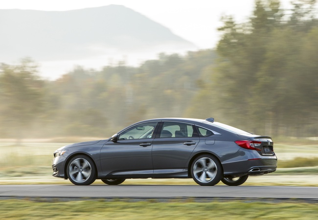 Honda Accord Touring image 4