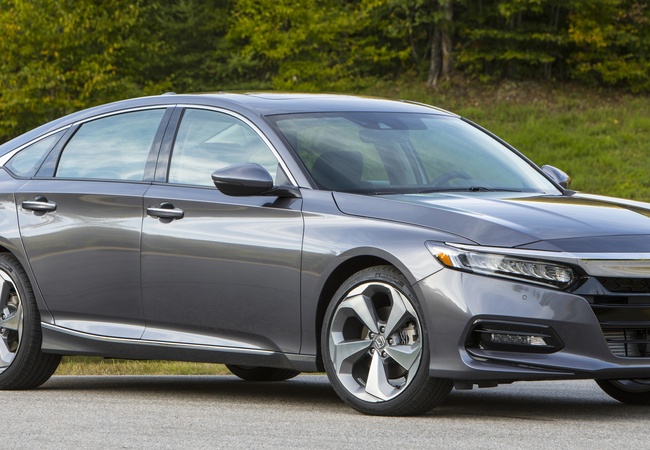 Honda Accord Touring image 3