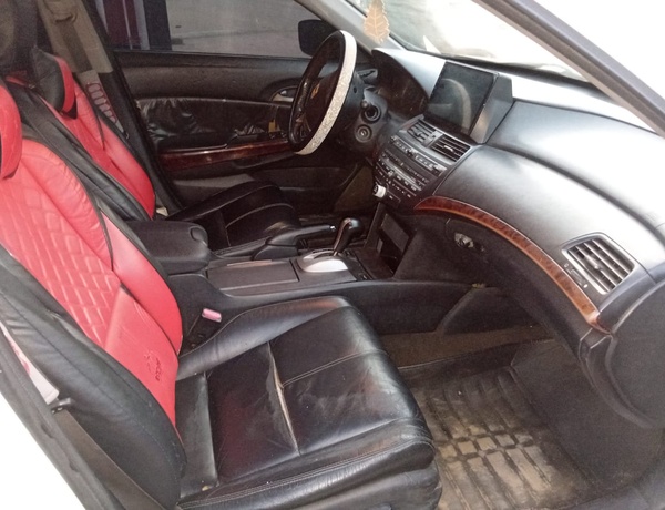 Honda Crosstour 2011 Registered V6 Location Egbe Ikotun