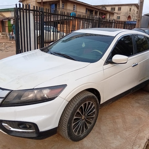 Honda Crosstour 2011 Registered V6 Location Egbe Ikotun