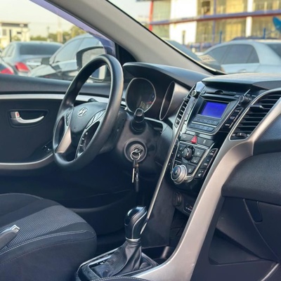  FOREIGN USED  2013  HYUNDAI GT FOR SALE IN ABUJA