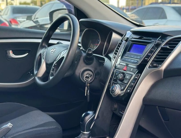  FOREIGN USED  2013  HYUNDAI GT FOR SALE IN ABUJA