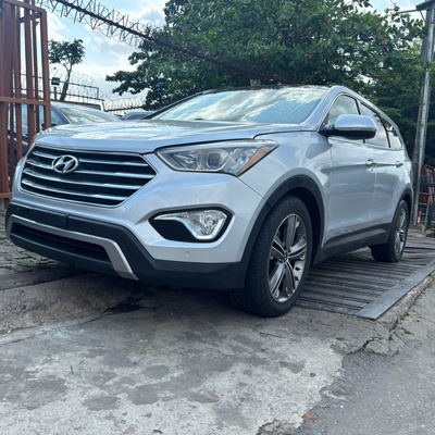 Hyundai Santa Fe Tokunbo 2014