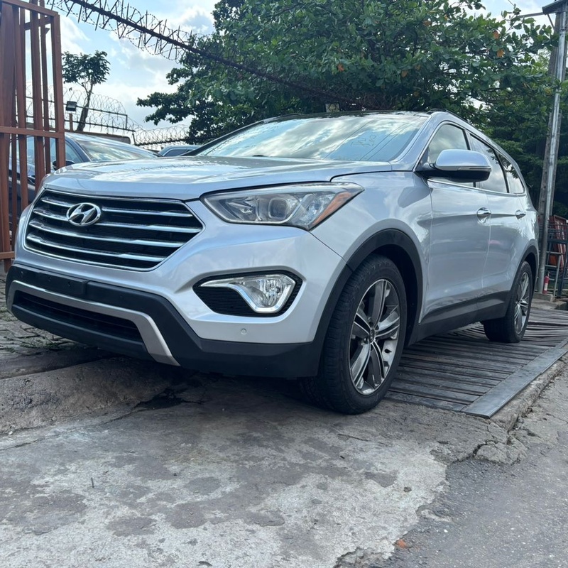 Hyundai Santa Fe Tokunbo 2014 image
