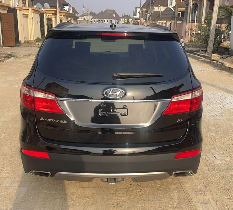 Foreign Used Hyundai Santafe 2016 image