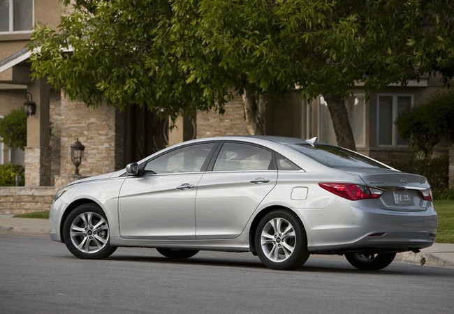 Hyundai Sonata image 3