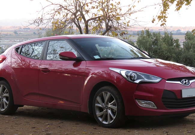 Hyundai Veloster image 2