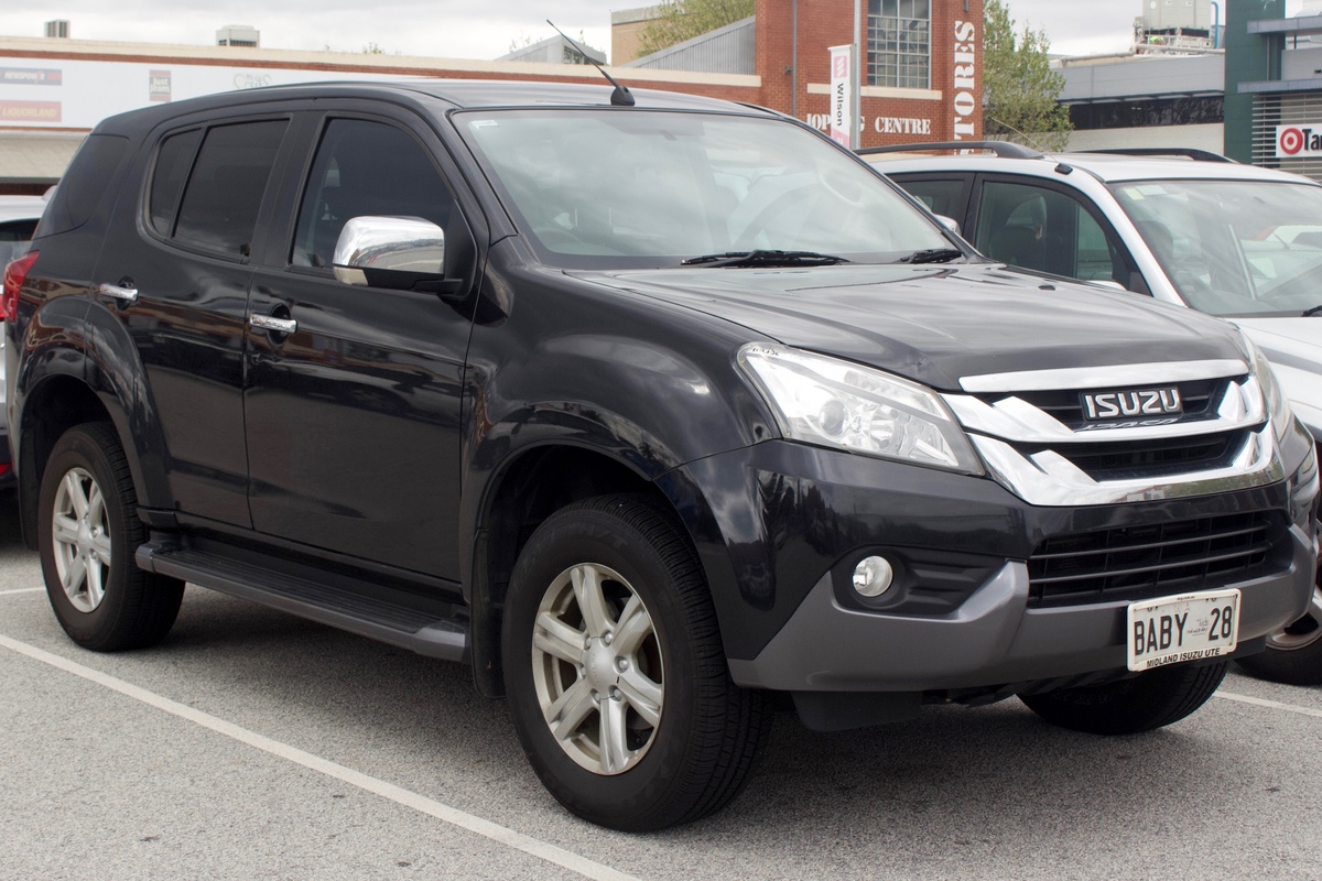 Isuzu MU-X LS-M