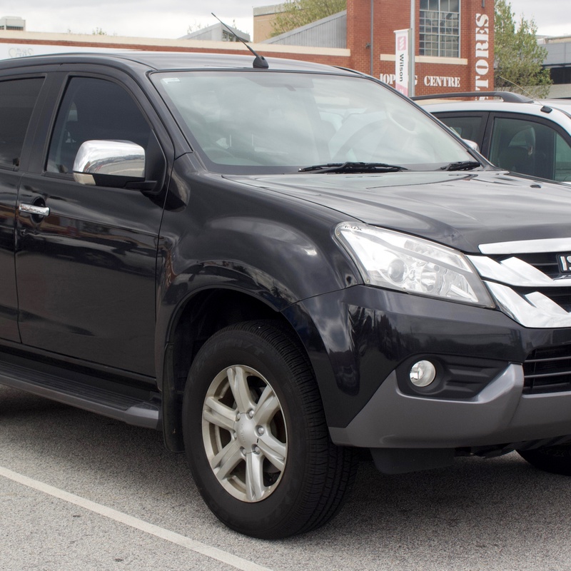 2019 Isuzu MU-X LS-M