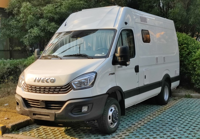 Iveco Daily image 3