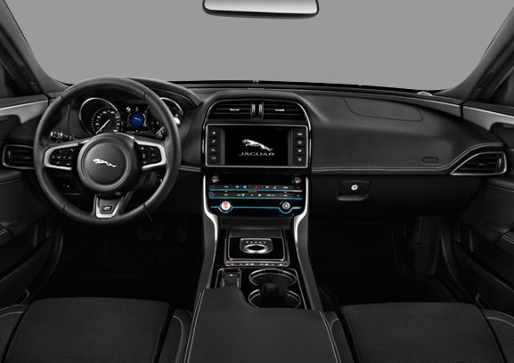 Jaguar XE S image 2