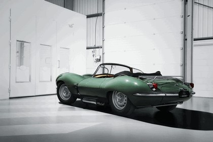 Jaguar XK image 5