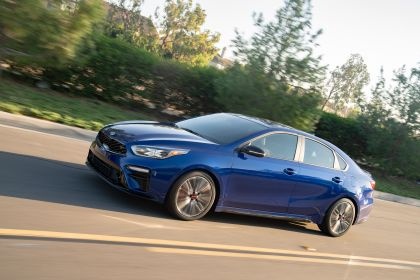 Kia Forte image 5