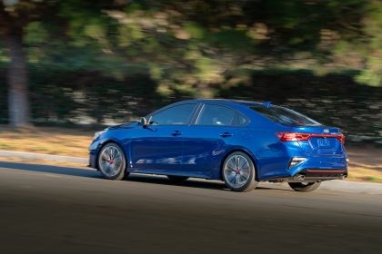 Kia Forte image 2
