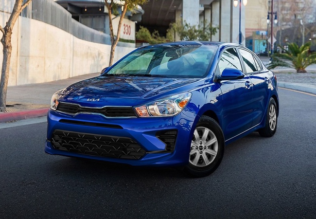 Kia Rio image 3