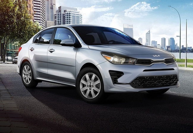 Kia Rio image 5