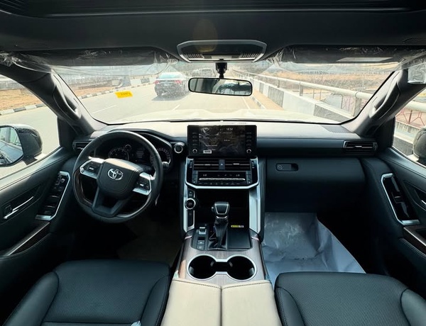 LANDCRUISER 2024 IN ABUJA