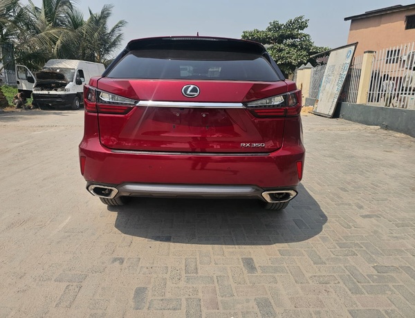 Registered Lexus in Lagos