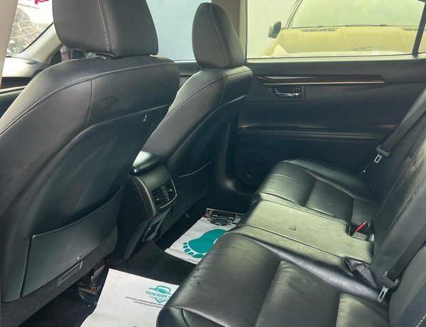 Registered Lexus Es350 in Ogba