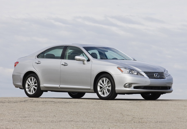 Lexus ES350 image 4