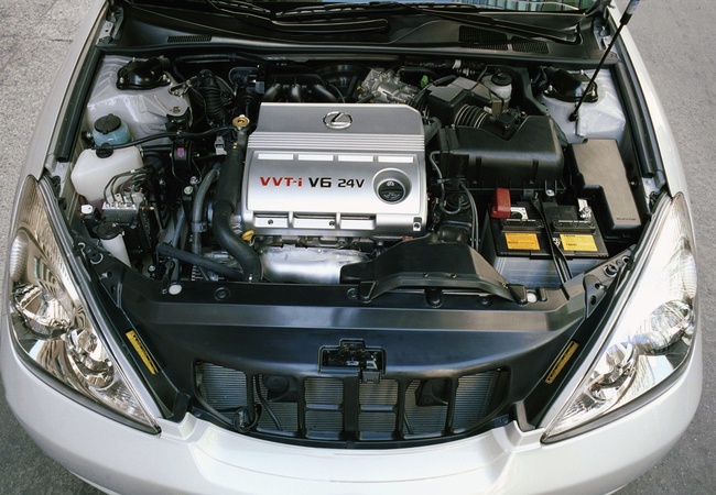 Lexus ES 300 image 2