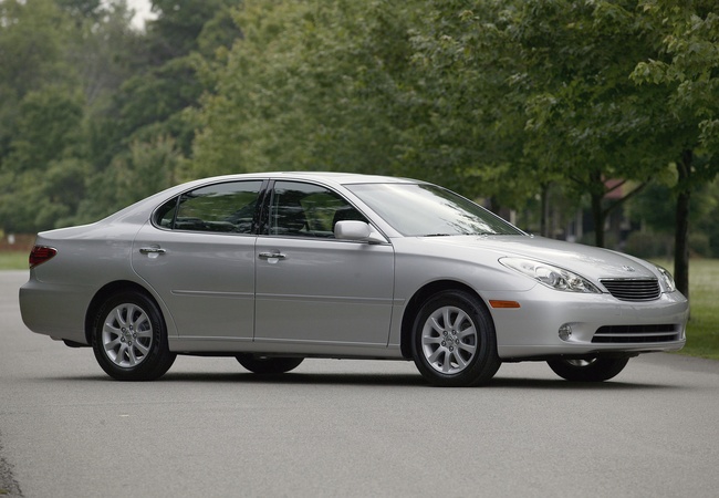 Lexus ES 330 image 2