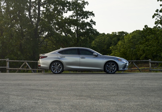 Lexus Es 250 image 4
