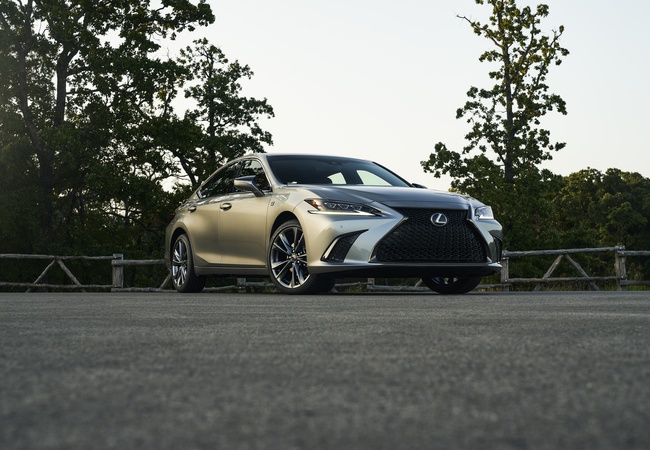 Lexus Es 250 image 2