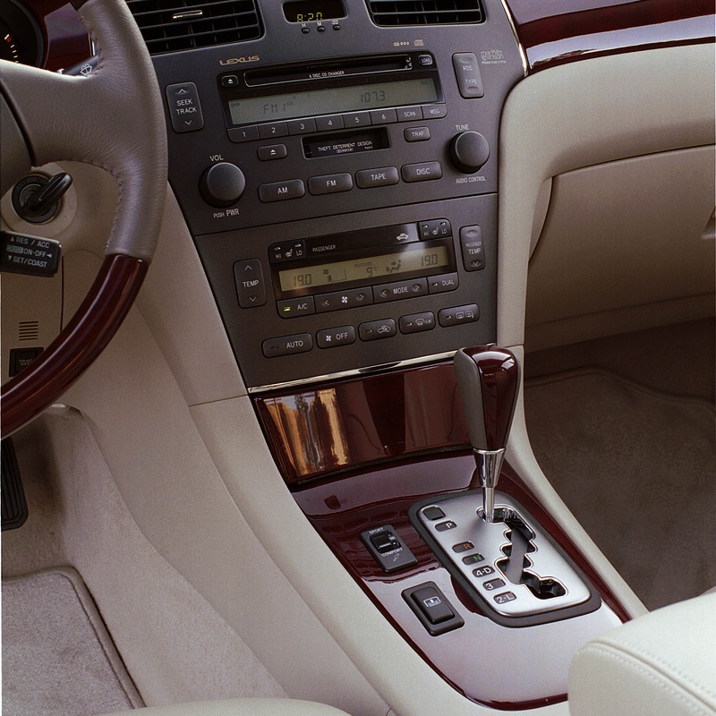 Lexus ES 330 image