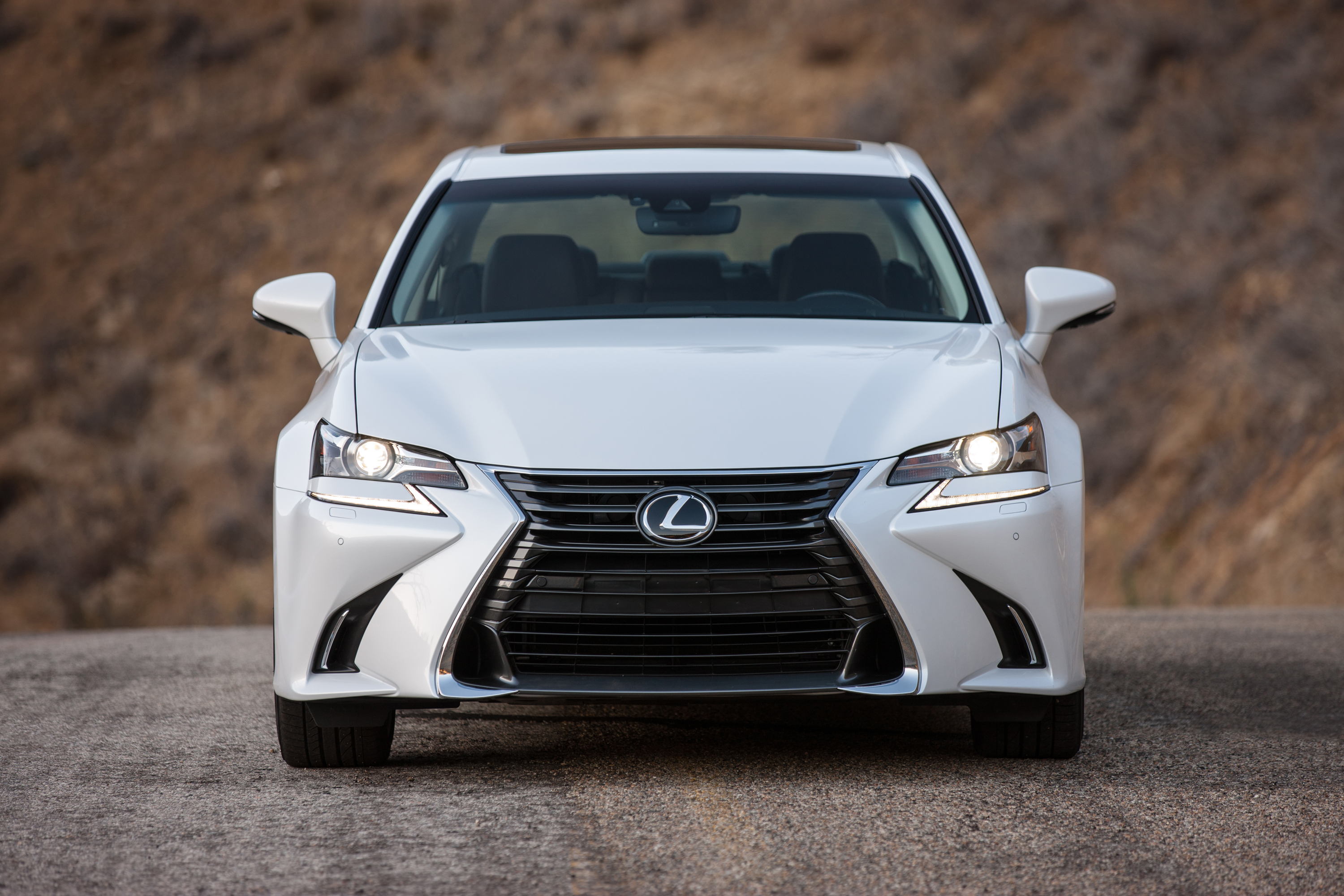 Lexus Review Image