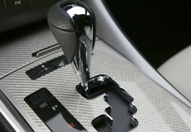 Lexus IS350 F-Sport image 2