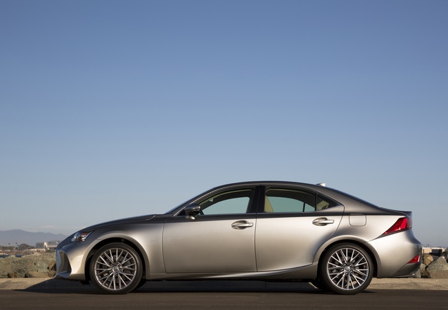 Lexus IS 250 image 4