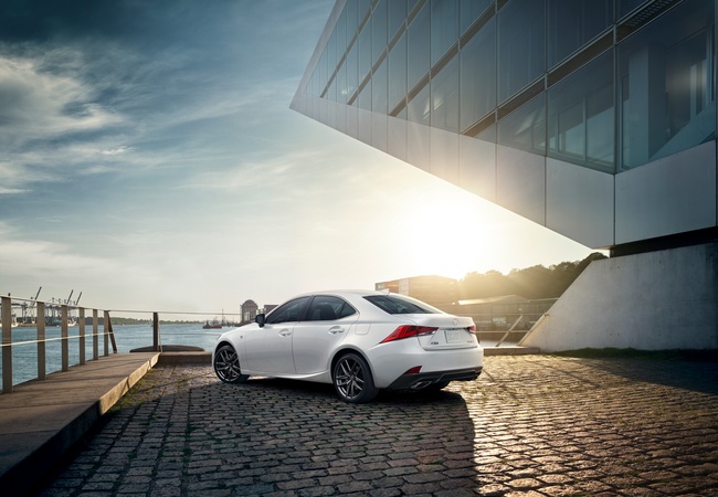 Lexus IS 250 image 3