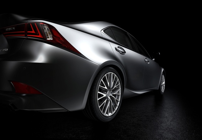 LEXUS IS 250 F-SPORT image 2