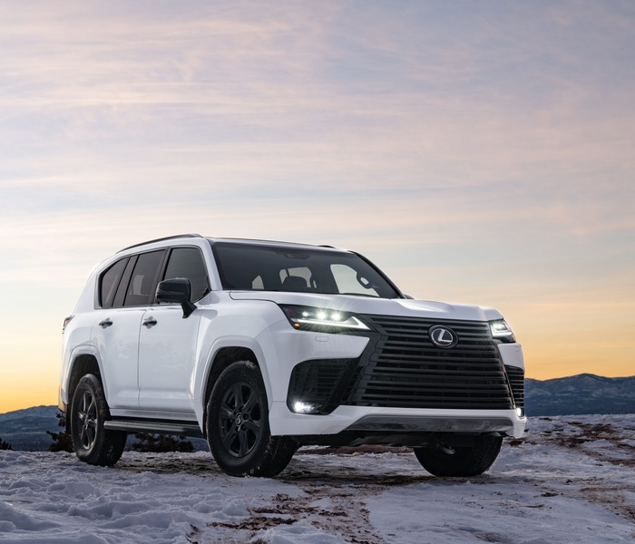 Lexus LX600 logo Image