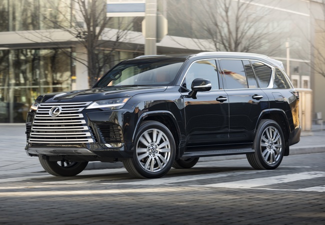 LEXUS LX 600 image 4