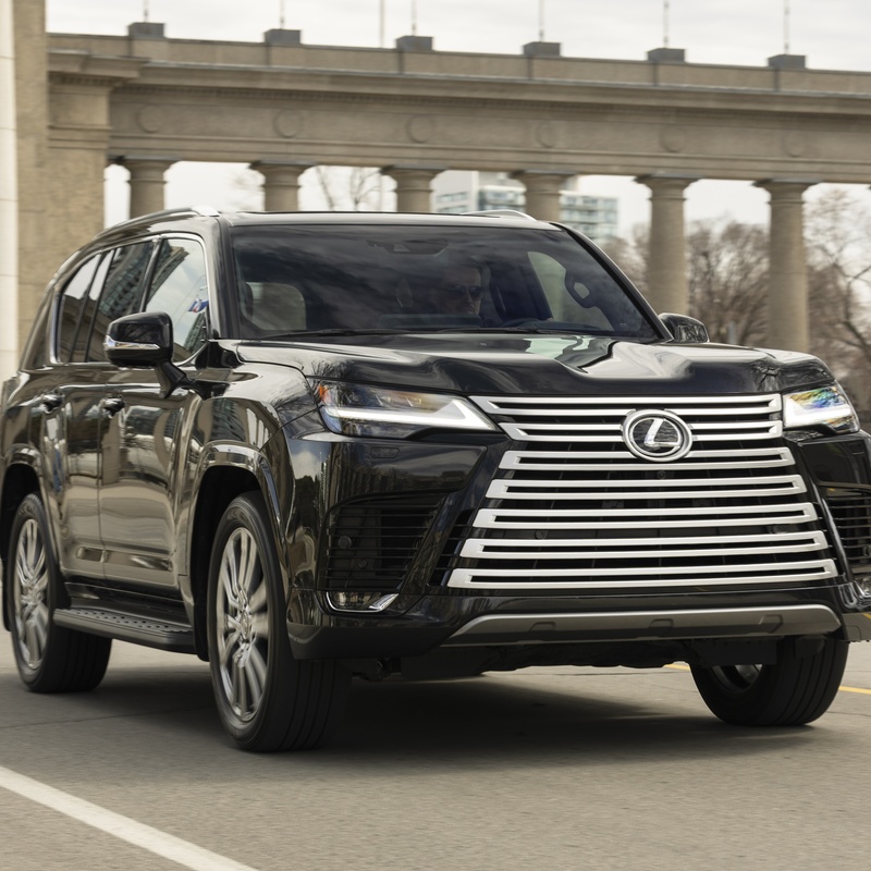 2024 LEXUS LX 600