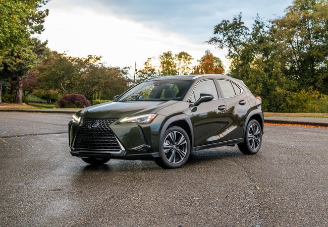 Lexus UX image 2