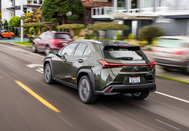 Lexus UX image 3