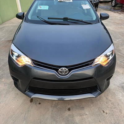 Mad distress SALE!!!!!  Toyota Corolla 2016