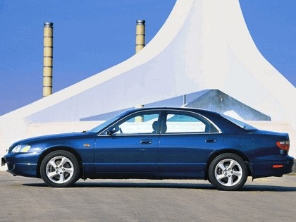 Mazda Xedos image 4