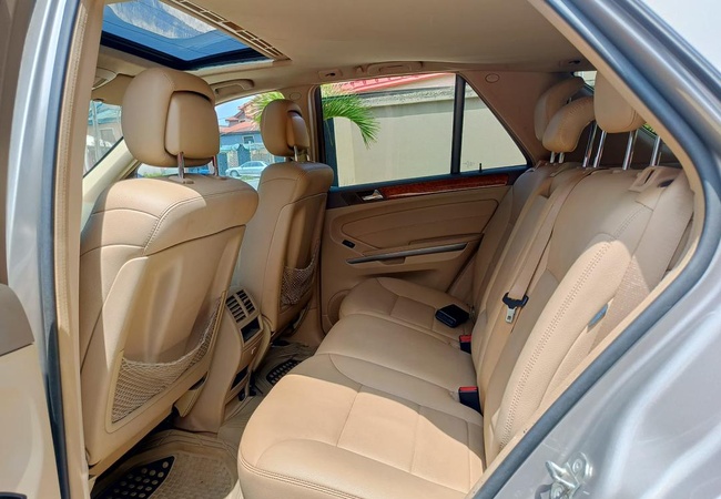 Mercedes Benz  ML350 2009 In Amuwo Odofin image 5