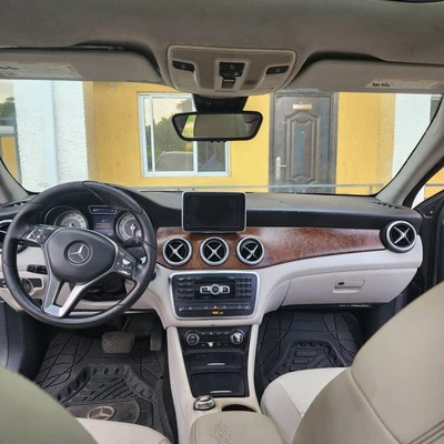 Mercedes Benz 2016 MODEL GLA250 IN ABUJA