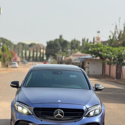Mercedes Benz 