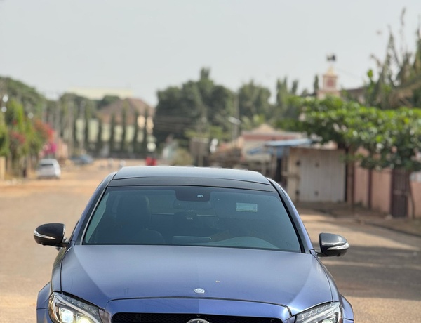 Mercedes Benz 