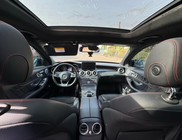 Mercedes Benz 